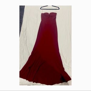 Lulu’s Strapless Burgundy Gown, M